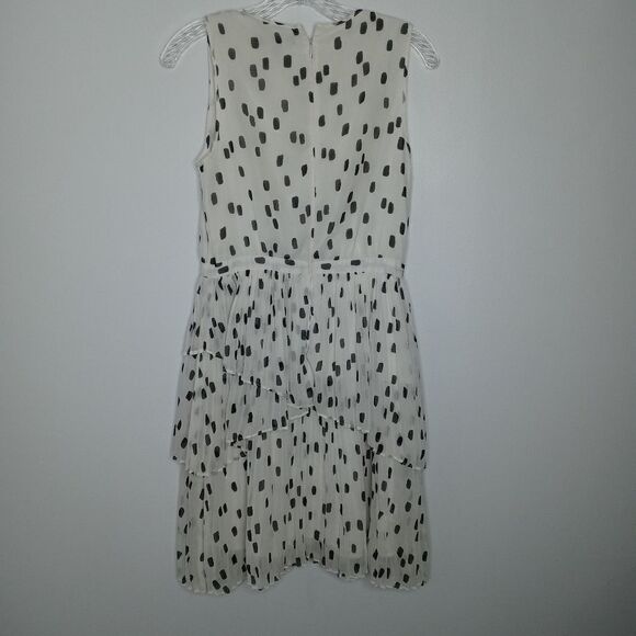 Banana Republic lightweight polka dot dress - Picture 7 of 7